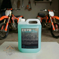 APC CD78 – Limpieza Total para tu Moto o Vehículo (5 Litros)
